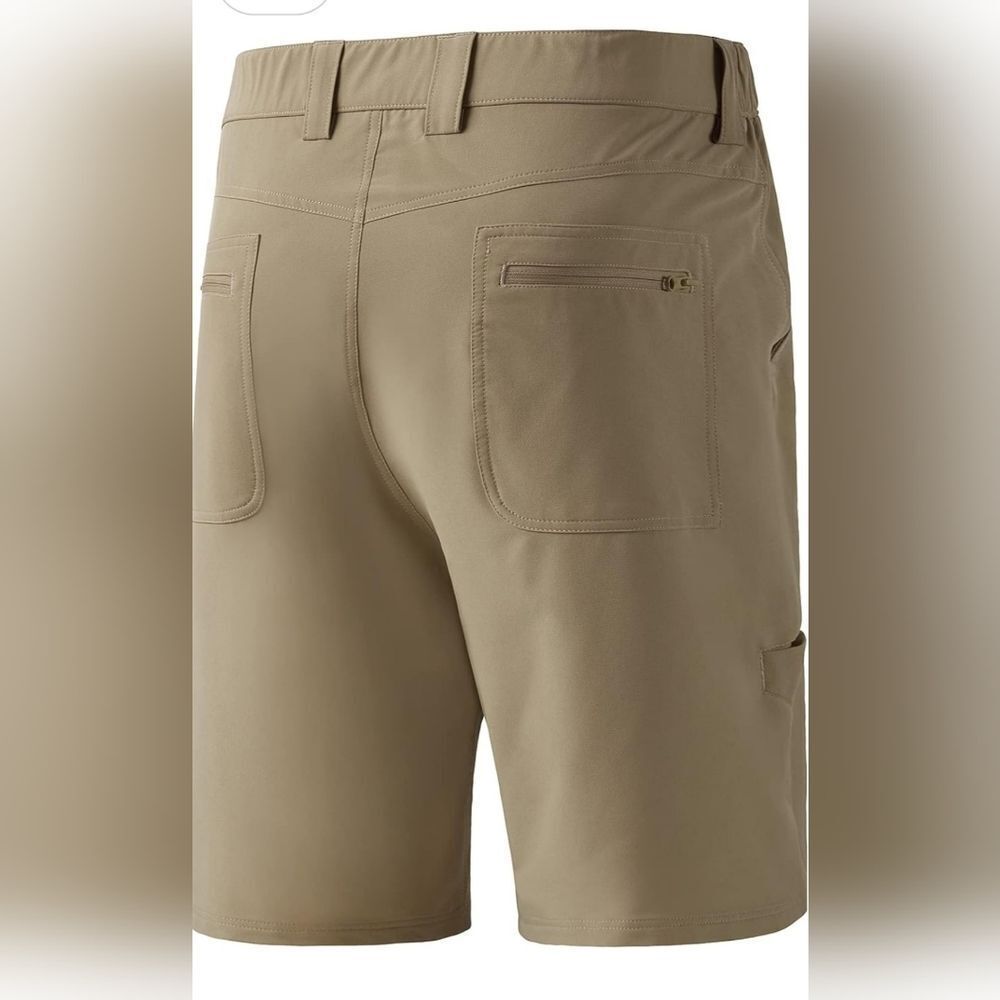 Men's Khaki Cargo Shorts - Picture 5 of 5